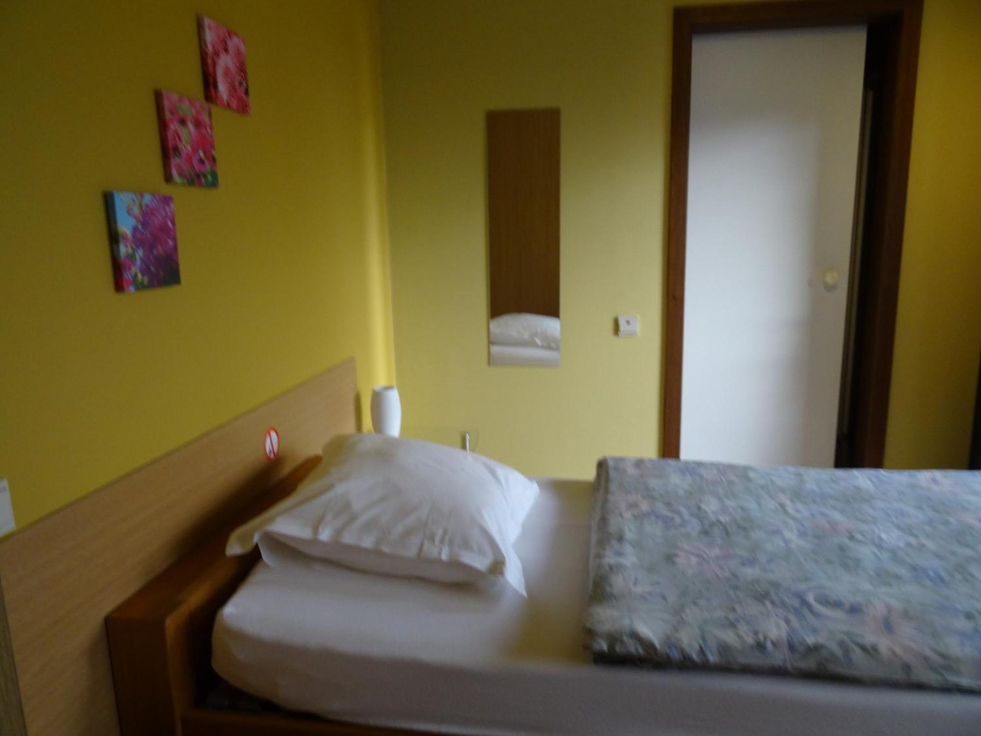 Hostellerie Daiseldaele Dadizele Room photo